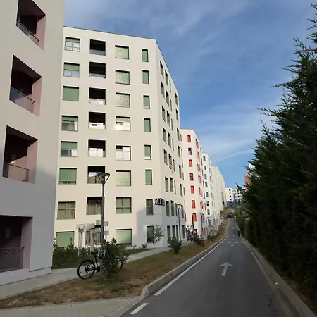 Hello Sunshine Appartement Tirana